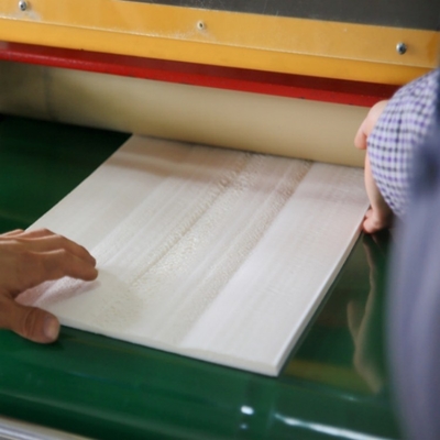 Buen precio Altos compuestos elásticos Fluoroelastomer de FKM PARA el material de goma resistente de la junta del combustible P459 en línea